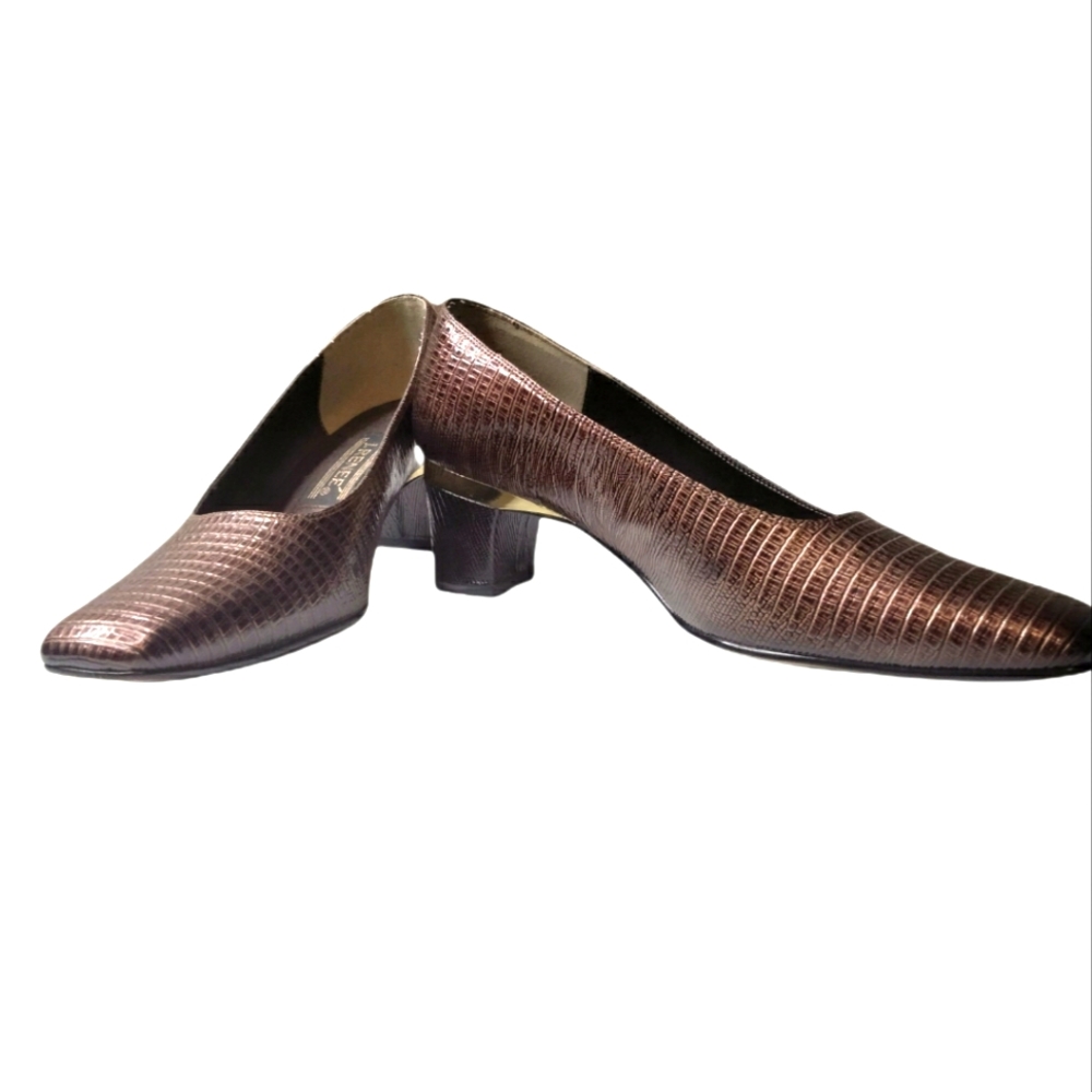 J. Renee Women's Pumps